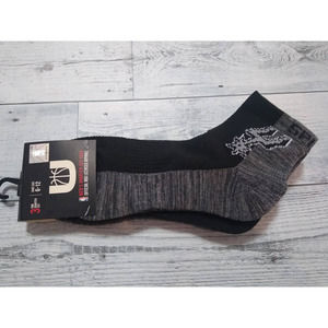 NBA Official Spurs Men's Quarter-Cut Socks Size 6-12